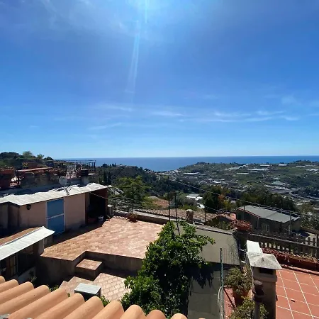 Piazzetta Little Apartment Taggia